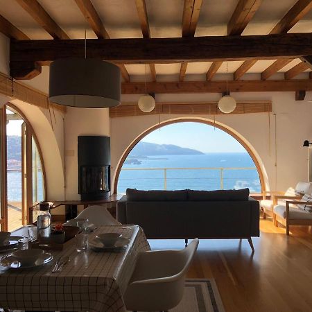 ムンダカ Adosado En La Costa Con Excelentes Vistas Al Estuario De Urdaibaiヴィラ エクステリア 写真