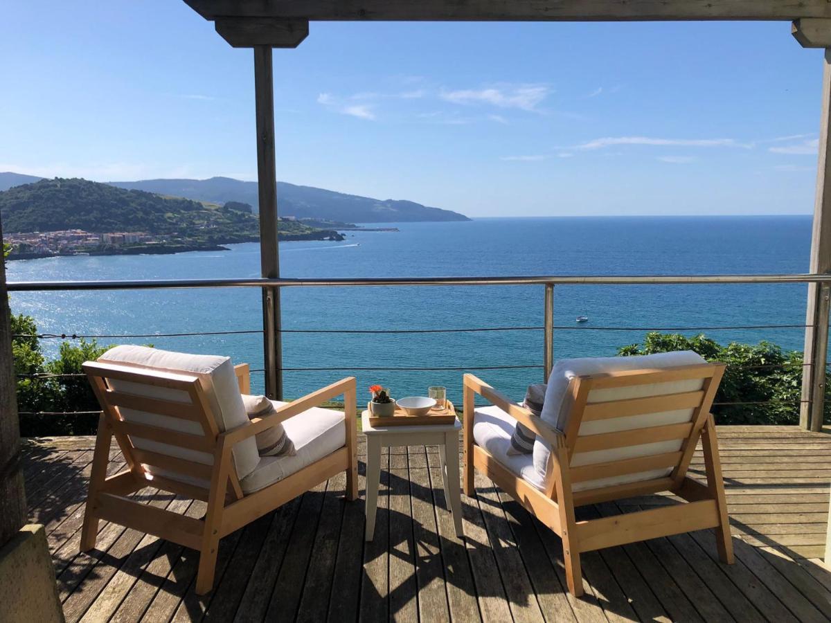 ムンダカ Adosado En La Costa Con Excelentes Vistas Al Estuario De Urdaibaiヴィラ エクステリア 写真